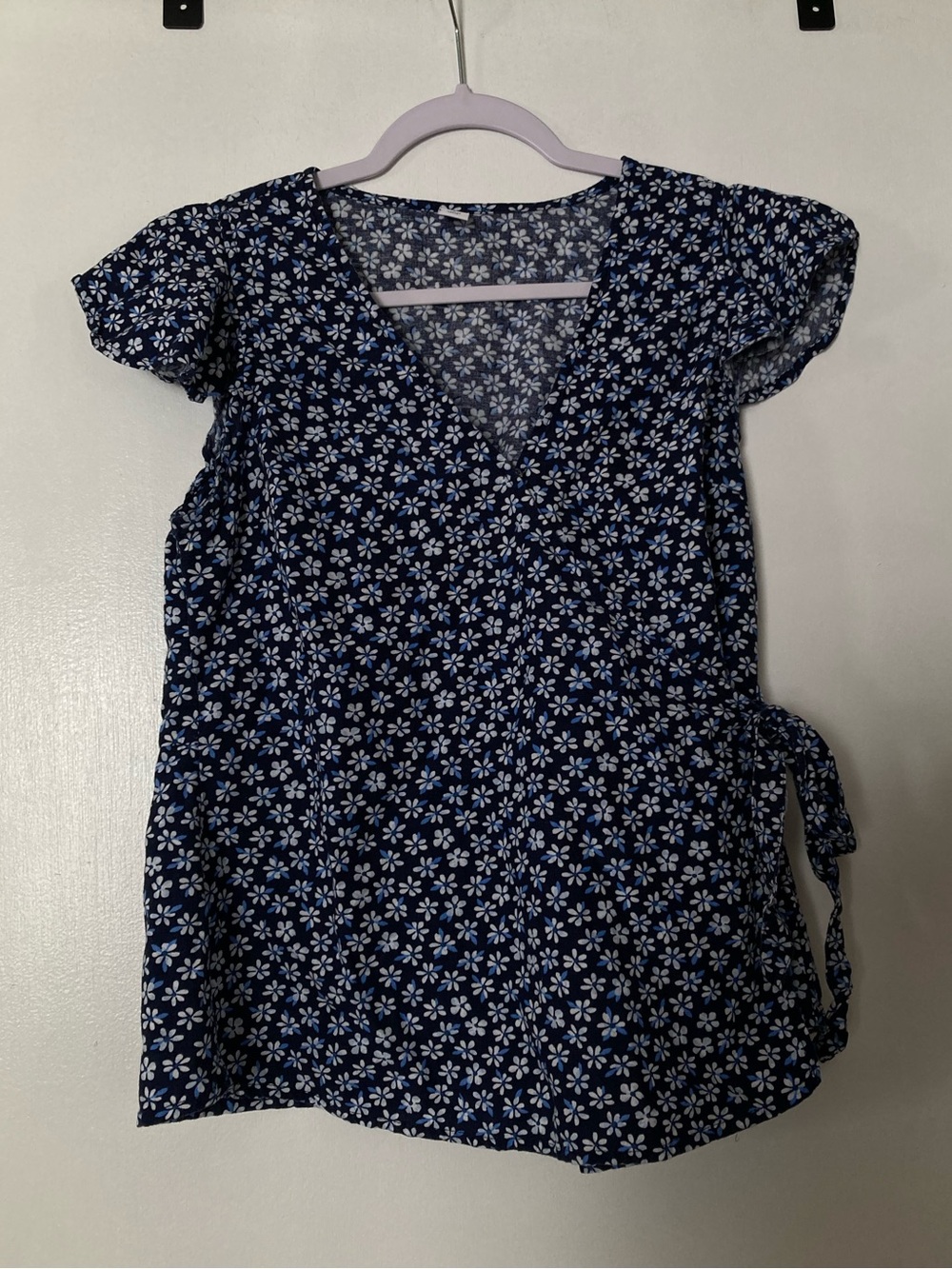 Flower print wrap top